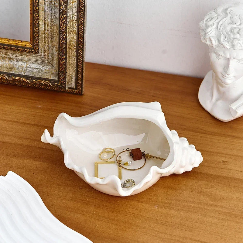 Aurelia Shell Ceramic Tray